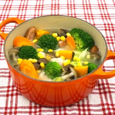 ブロッコリー鍋（まろやかバター仕立て）