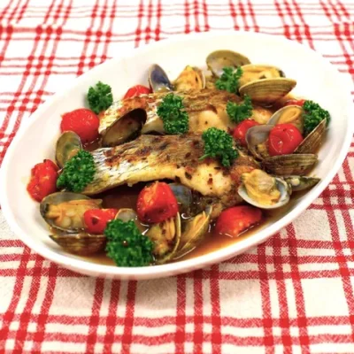 簡単♪あさりと鯛のアクアパッツァ風